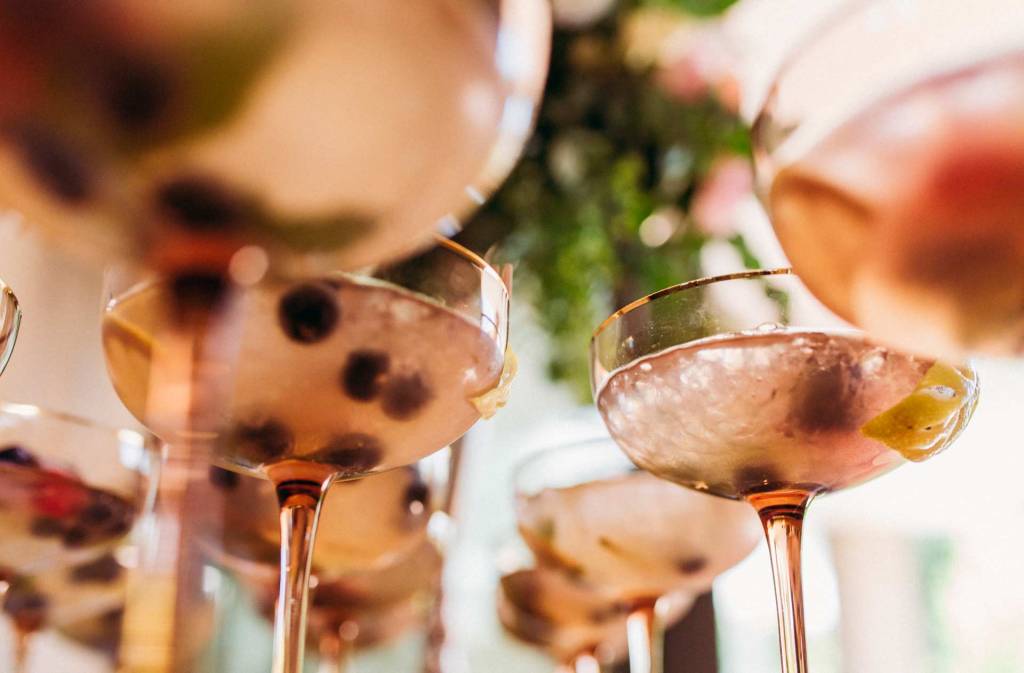 Cheers On The Wheels serving guests at a luxury wedding event in Connecticut